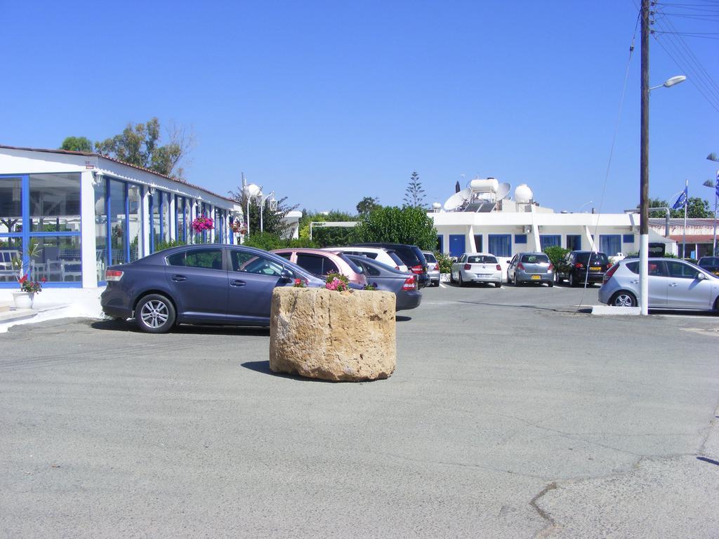 Flokkas Hotel Apartments Protaras Exterior photo