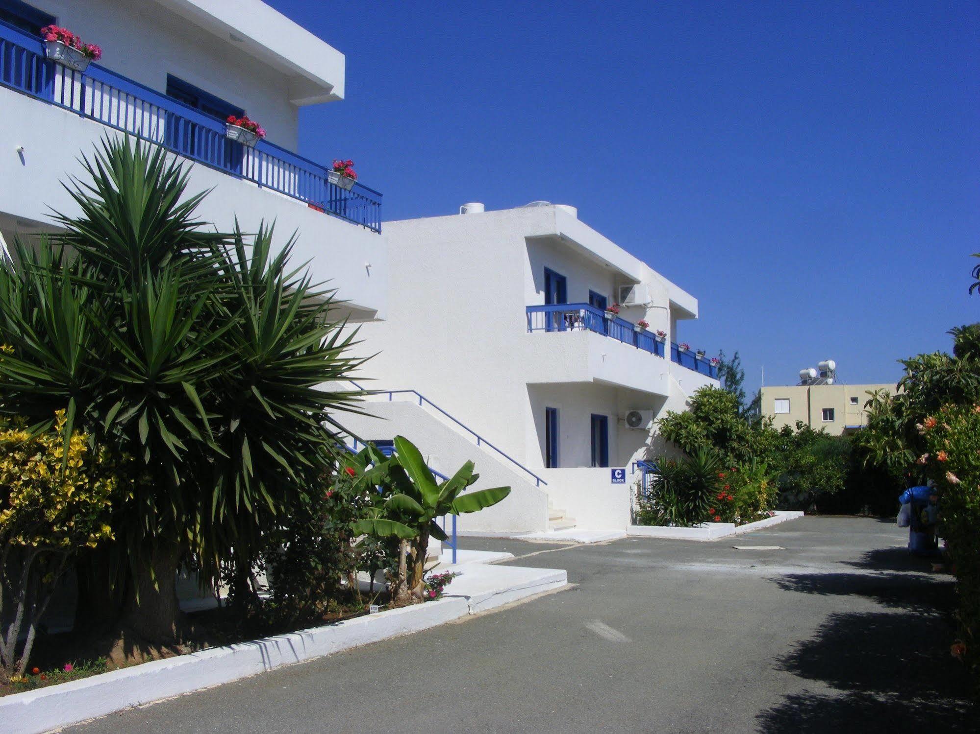 Flokkas Hotel Apartments Protaras Exterior photo