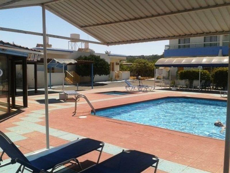 Flokkas Hotel Apartments Protaras Exterior photo